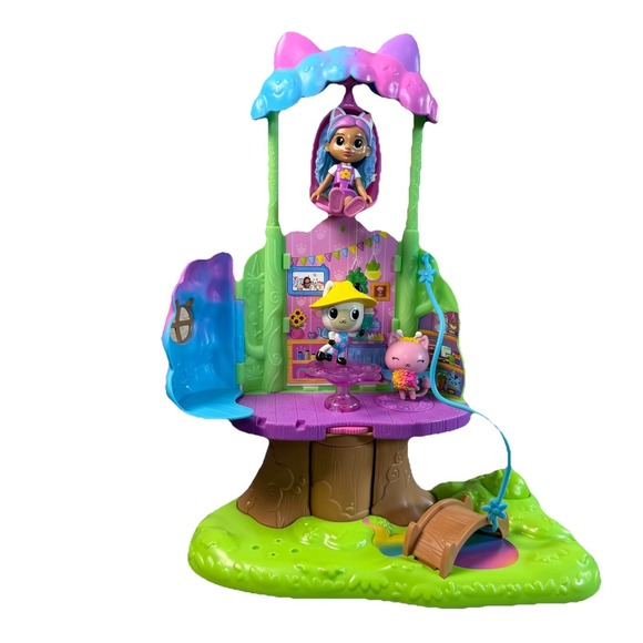 Gabby's Dollhouse Other - Netflix Gabby's Dollhouse Kitty Fairy's Garden Treehouse Gabby + 2 Figures